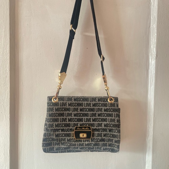 Vintage LOVE MOSCHINO Crossbody bag - Picture 1 of 8